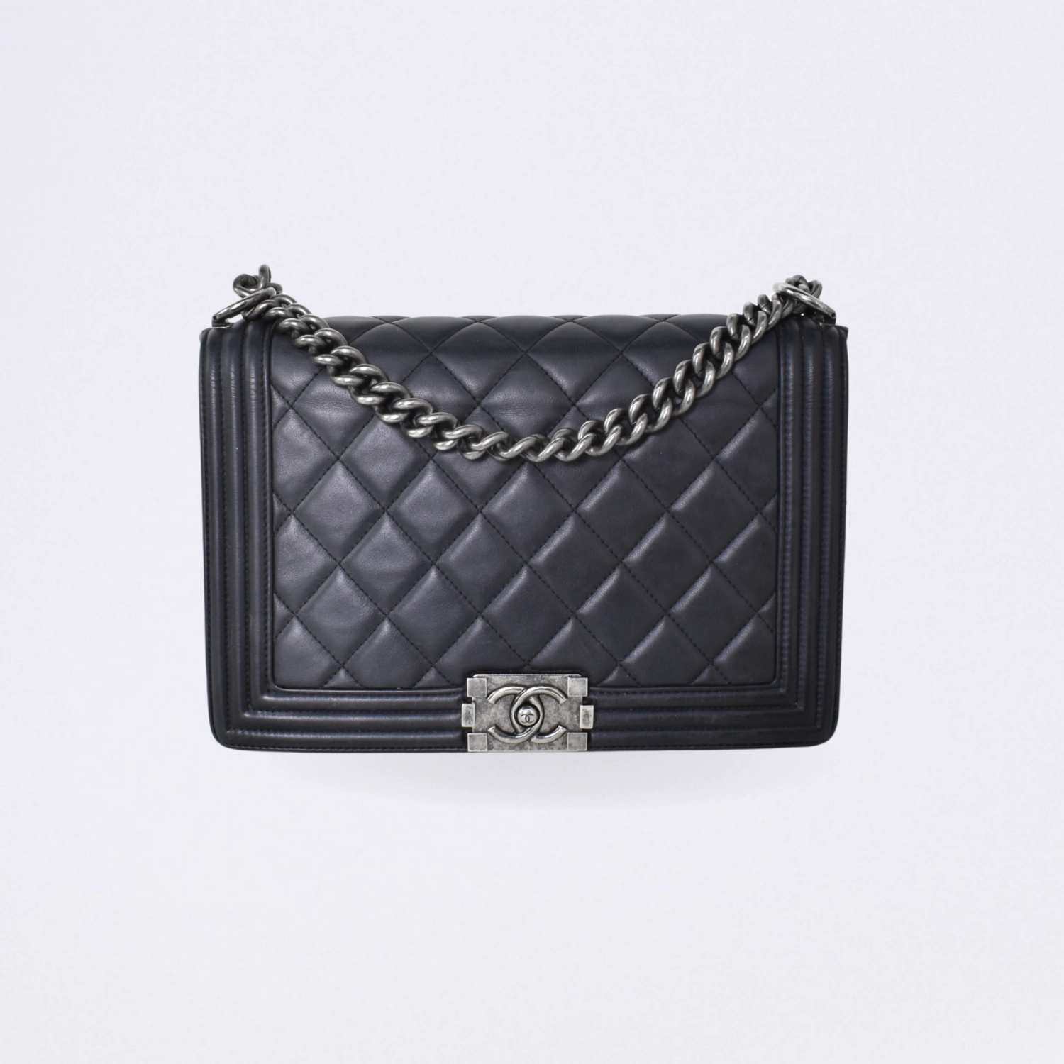 chanel flap black medium