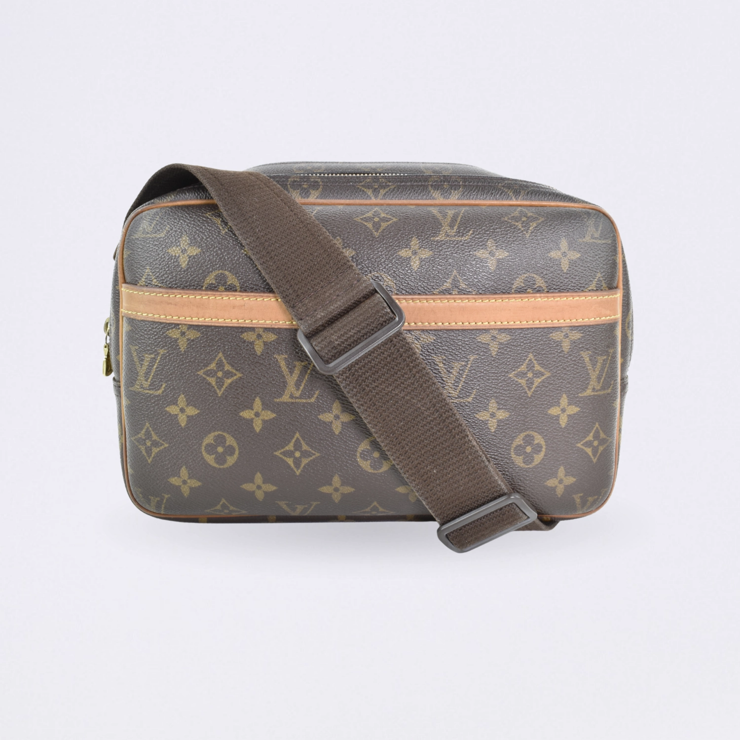 louis vuitton reporter monograma