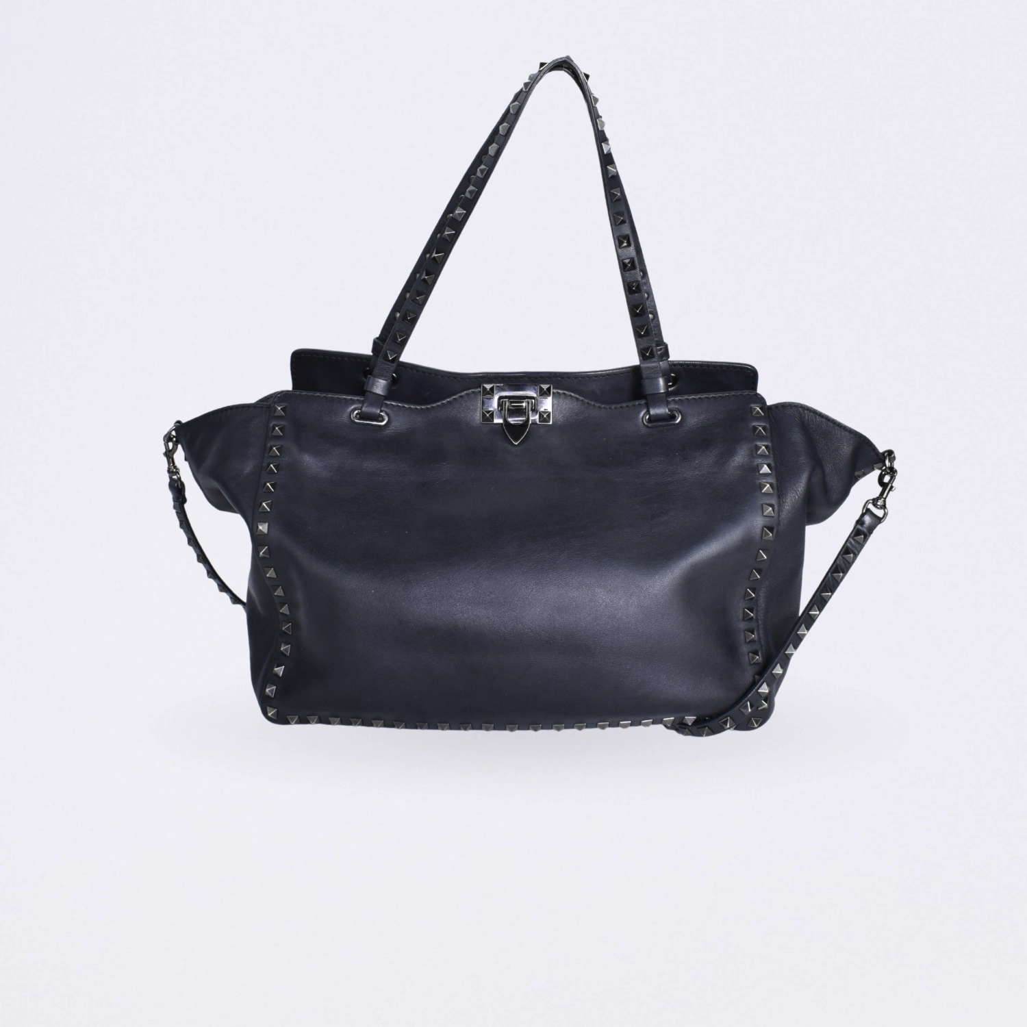 valentino rockstud black