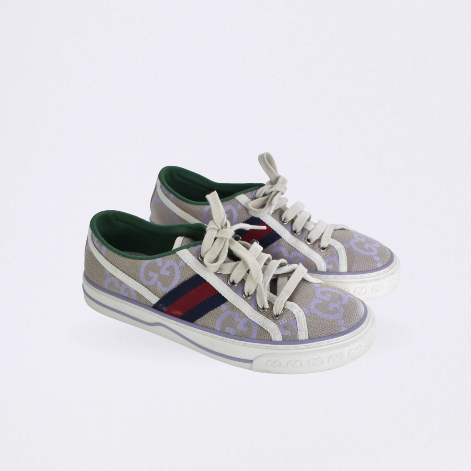 gucci gg supreme