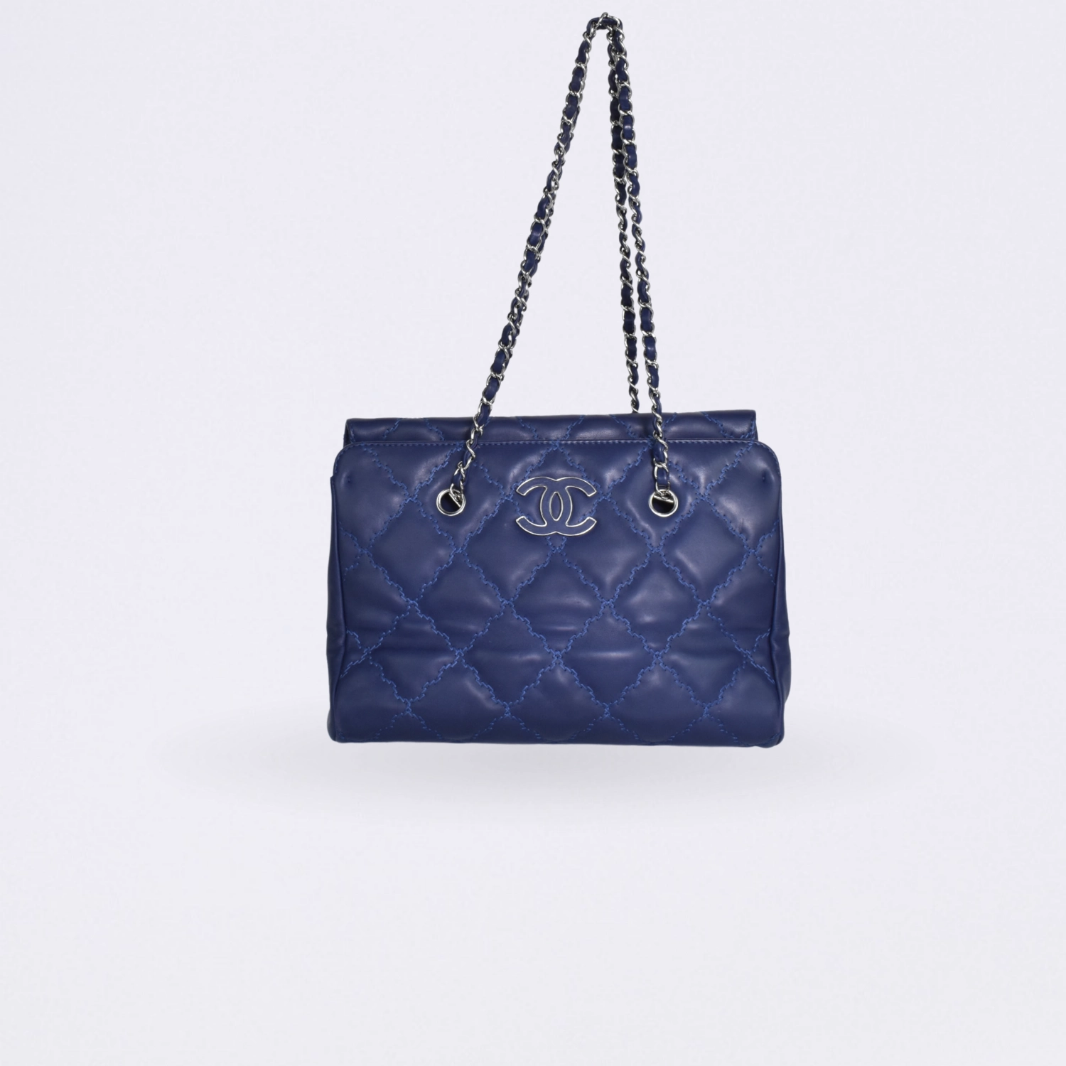 chanel chanel hampton blue