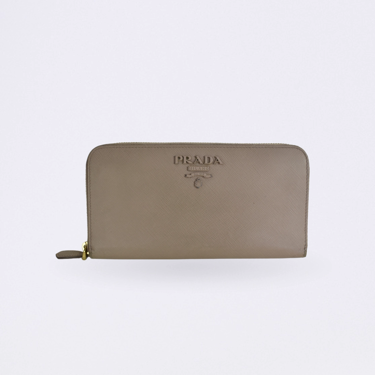 prada saffiano