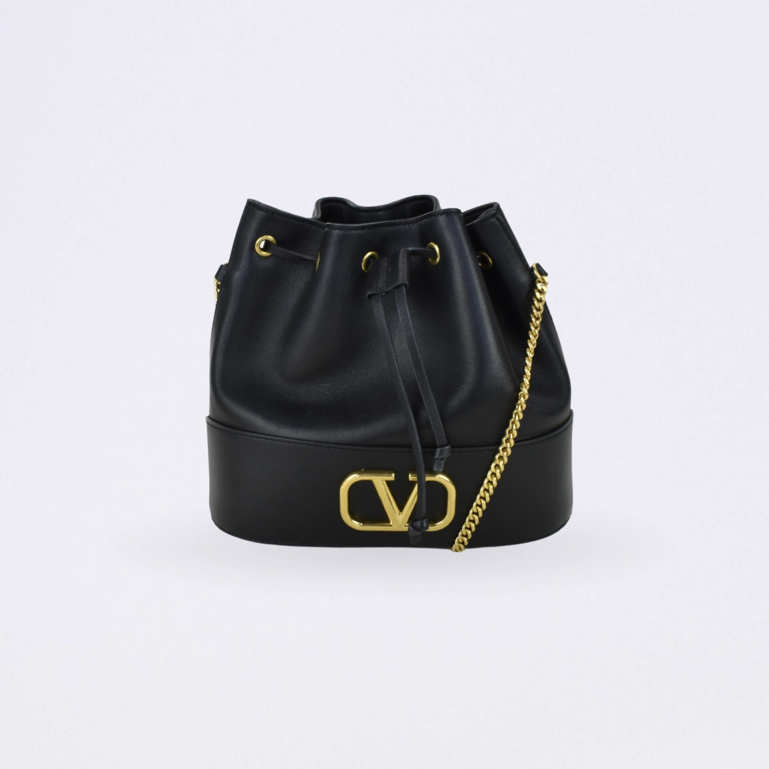 valentino bucket vlogo black