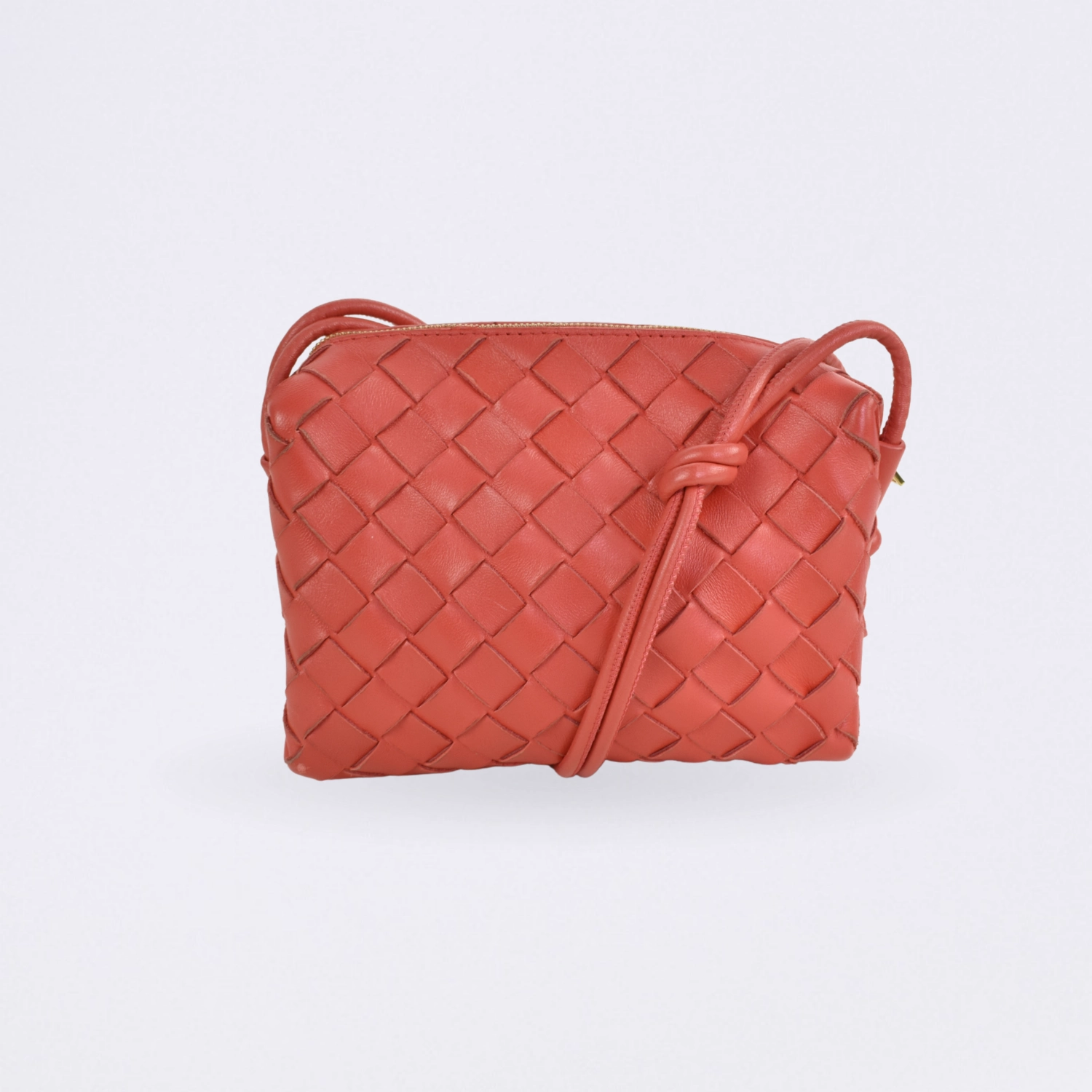 bottega veneta loop coral mini